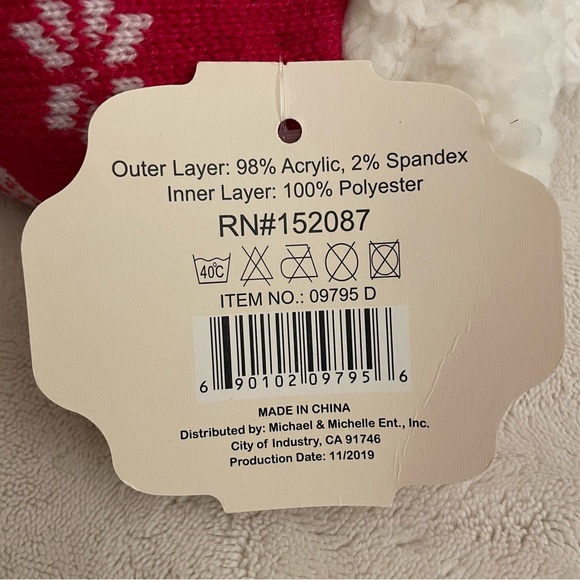 Sherpa Critter Socks | One Size - Picture 5 of 5